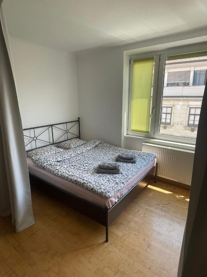 Apartment Seilerstatte Vienna Luaran gambar