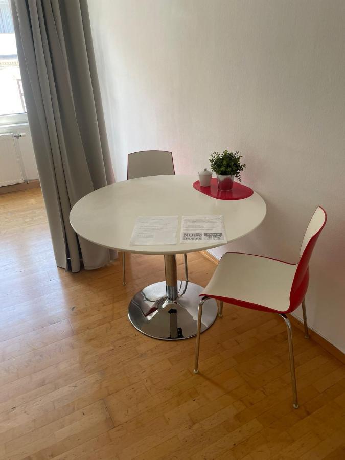 Apartment Seilerstatte Vienna Luaran gambar