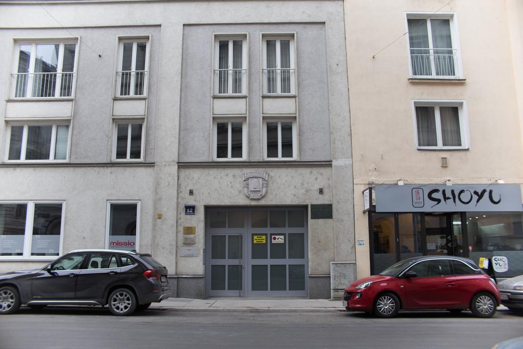 Apartment Seilerstatte Vienna Luaran gambar